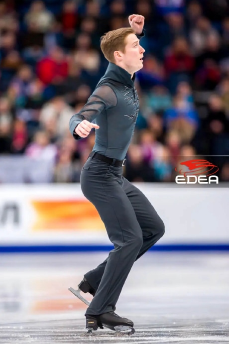 Ice Gallery Skates U.S.
